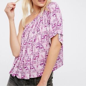 Free People Ocean Avenue Pink One Shoulder Top – Abstract Print – Size Small